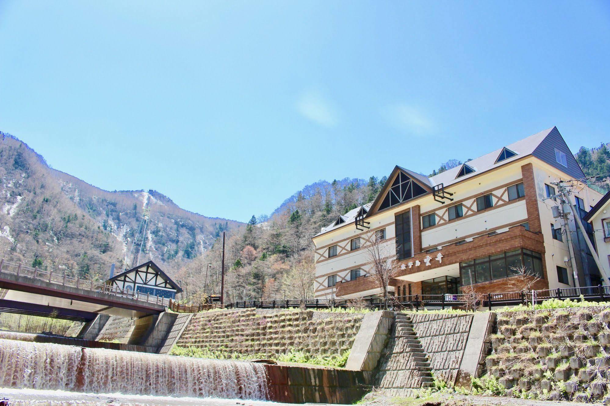 Sounkyo Onsen Kumoi Hotel Kamikawa  Ngoại thất bức ảnh